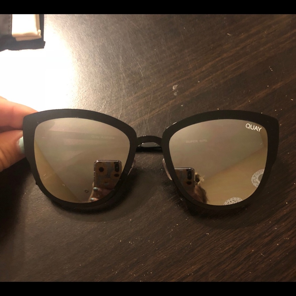 Quay Australia Supergirl Sunnies